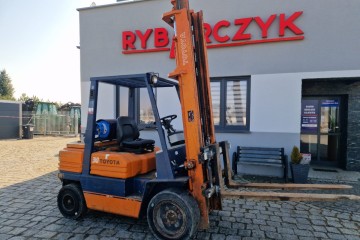 Toyota 5FG30 wózek widłowy 3T